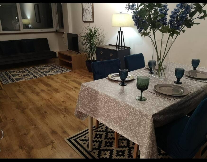 2 Bed Flat, Bounds Green, Piccadilly Line, London N11 Exterior foto